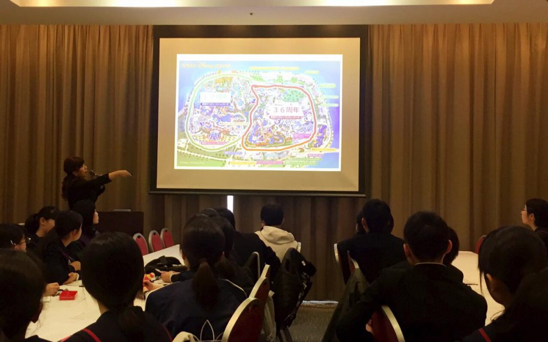 中学生 修学旅行向け講演「ディズニーの“分解力”で自分の好きを見つけよう！」　野村綾氏